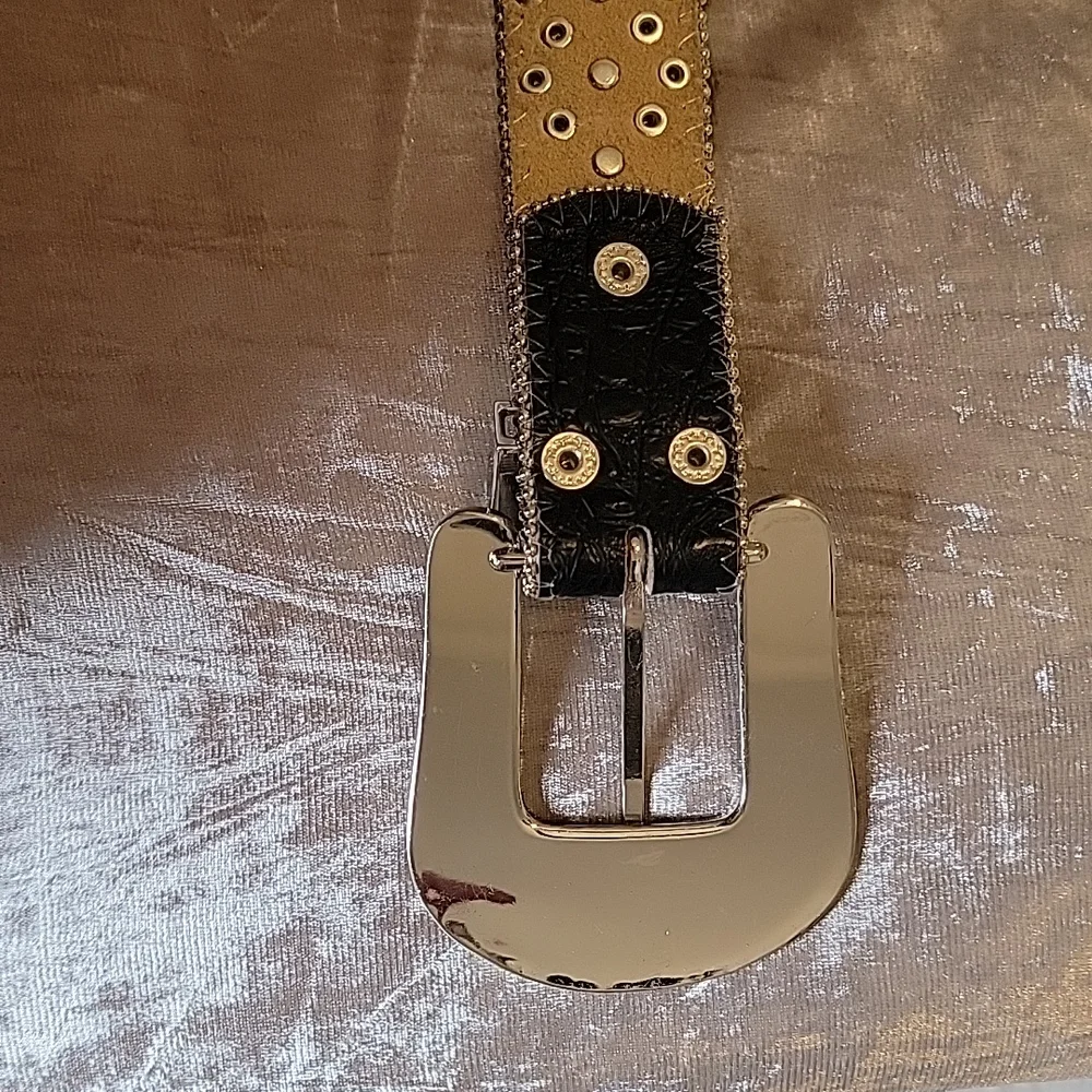 Rhinestone Belt - Picture 8 of 8